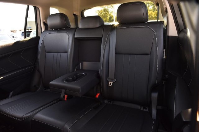 Certified 2023 Volkswagen Tiguan SE w/ Panoramic Sunroof Package FWD image 21
