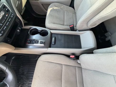 Used 2021 Honda Pilot EX image 18