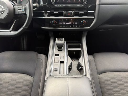 Used 2023 Nissan Pathfinder SV FWD image 27