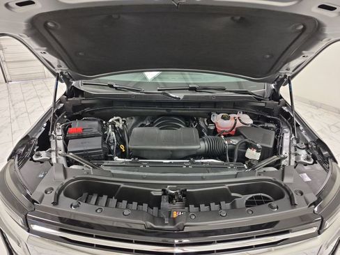 New 2026 Chevrolet Suburban LT image 31