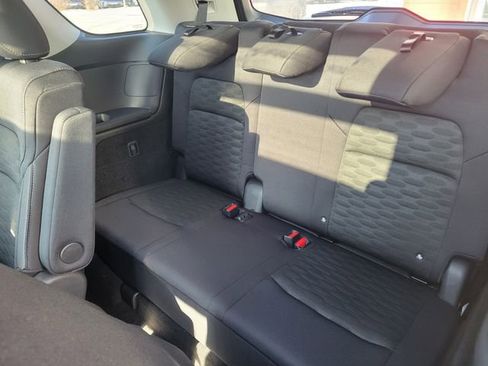 New 2025 Nissan Pathfinder SV image 34