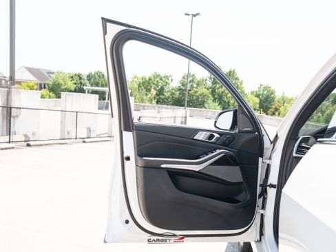 Used 2019 BMW X7 xDrive40i w/ Premium Package AWD/4WD image 46