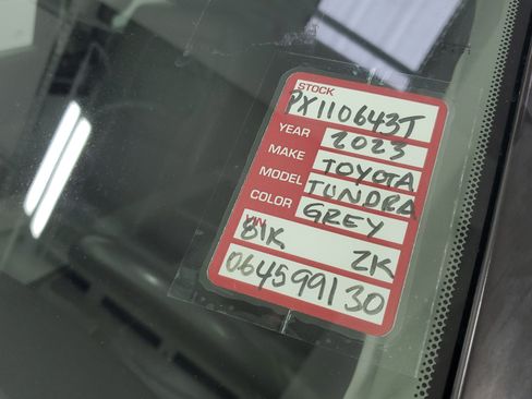 Used 2023 Toyota Tundra Limited AWD/4WD image 36