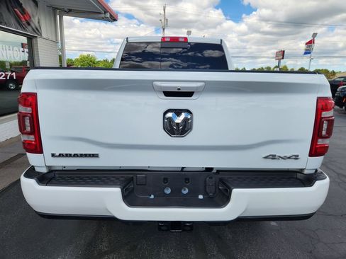 Used 2024 RAM 2500 Laramie AWD/4WD image 4