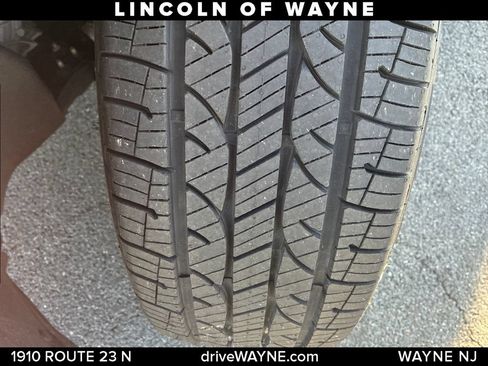 Certified 2024 Lincoln Corsair AWD w/ Equipment Group 101A image 28