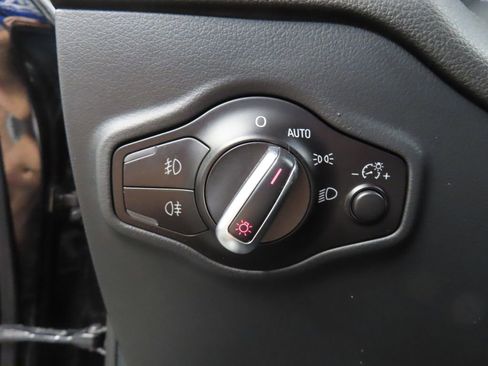 Used 2017 Audi SQ5 Premium Plus w/ Technology Package AWD/4WD image 36
