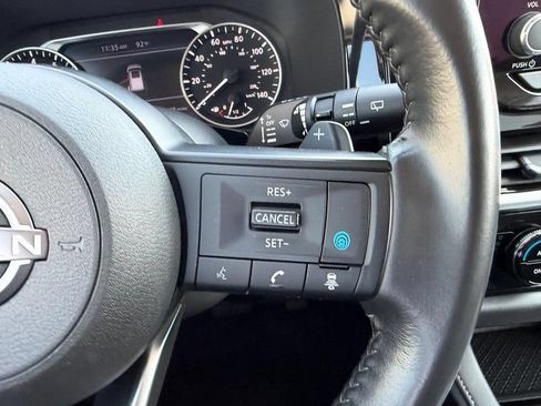 Used 2024 Nissan Pathfinder SV AWD/4WD image 13