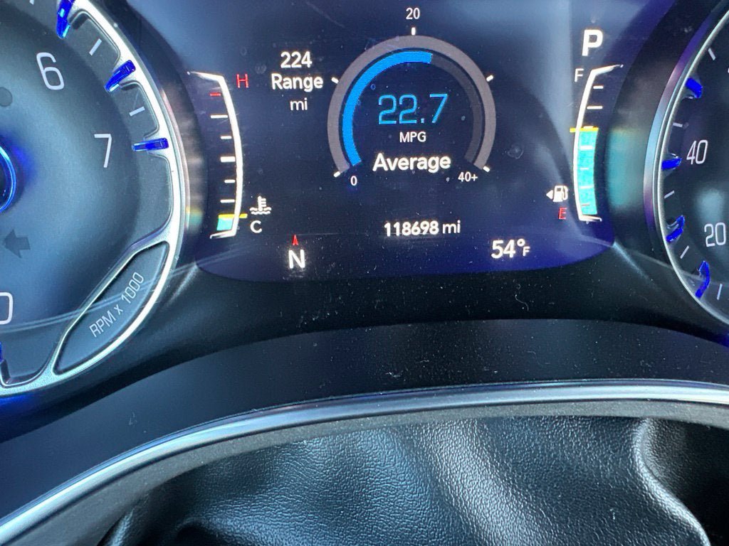 Used 2021 Chrysler Pacifica Limited w/ S Appearance Package AWD/4WD image 18