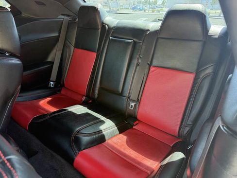 Used 2016 Dodge Challenger R/T Scat Pack RWD image 21
