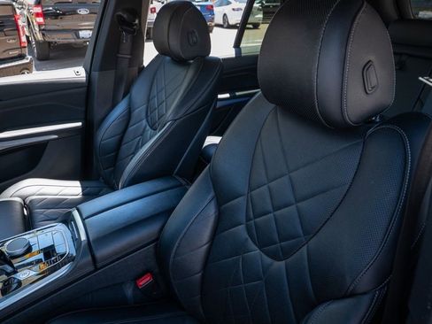 Used 2023 BMW X5 xDrive40i image 13