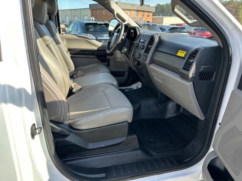Used 2018 Ford F250 XL image 19