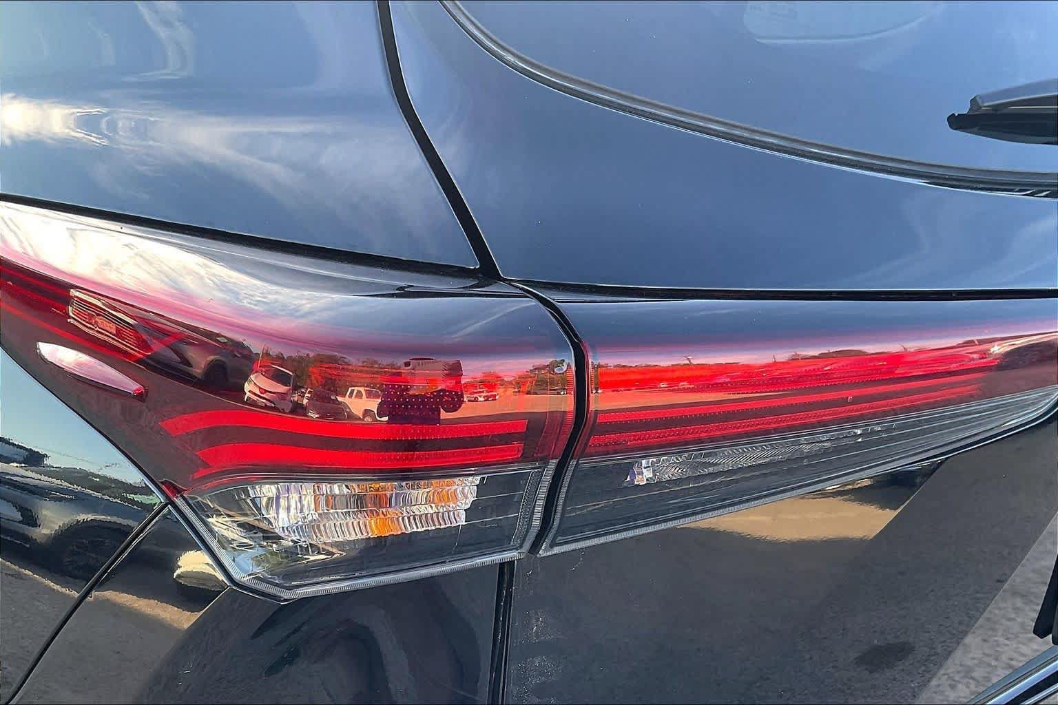 Used 2026 Toyota Highlander XLE AWD/4WD image 29