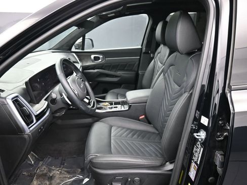 Certified 2025 Kia Sorento SX Prestige image 19