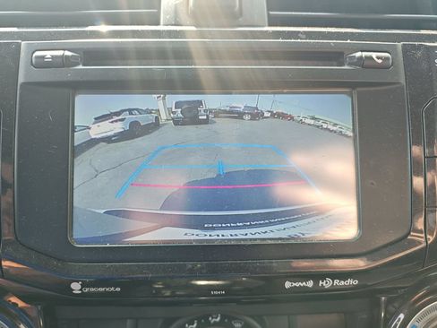 Used 2019 Toyota 4Runner TRD Off-Road AWD/4WD image 22