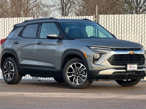 New 2026 Chevrolet TrailBlazer LT w/ Convenience Package image 2