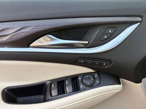 Certified 2023 Buick Enclave Avenir w/ Avenir Technology Package image 4