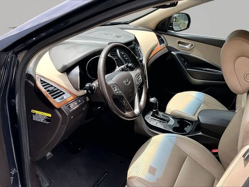 Used 2014 Hyundai Santa Fe Limited FWD image 17