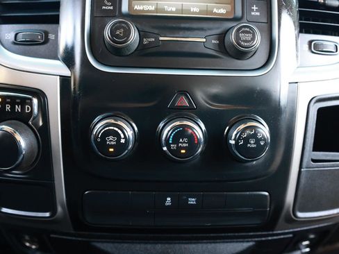 Used 2017 RAM 1500 Classic SLT image 30