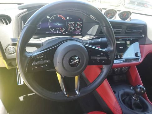 Certified 2024 Nissan Z Performance w/ Floor Mat Package RWD image 13