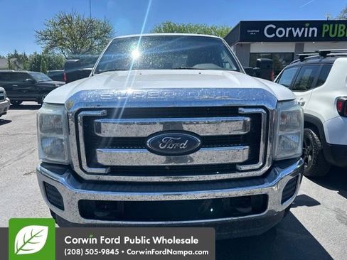 Used 2013 Ford F250 XLT AWD/4WD image 2