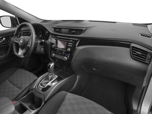 Used 2018 Nissan Rogue Sport SV AWD/4WD image 13