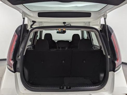 Used 2023 Kia Soul LX w/ Option Group 015 image 19