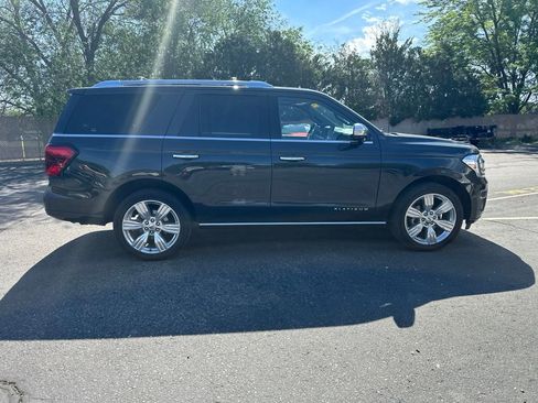 Used 2023 Ford Expedition Platinum AWD/4WD image 10