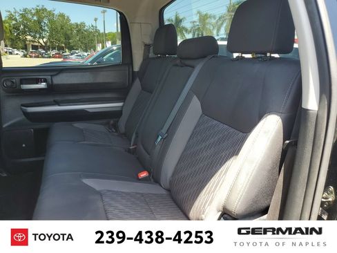 Used 2017 Toyota Tundra SR5 w/ SR5 Upgrade Package AWD/4WD image 20