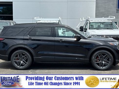 New 2026 Ford Explorer ST w/ Sun And Sound Package AWD/4WD image 3