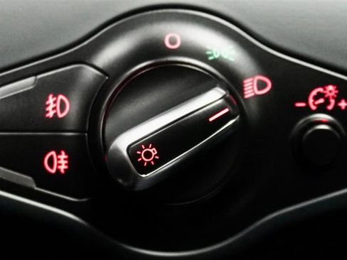 Used 2013 Audi A4 image 30