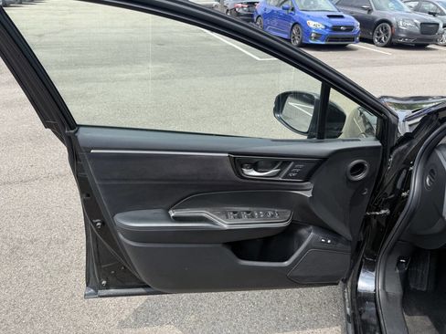Used 2019 Honda Clarity Touring image 18