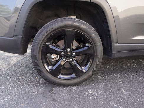 Used 2021 Hyundai Palisade Limited AWD/4WD image 32