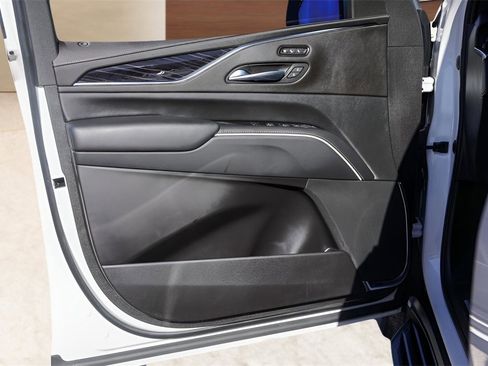 Certified 2023 Cadillac Escalade Sport image 23