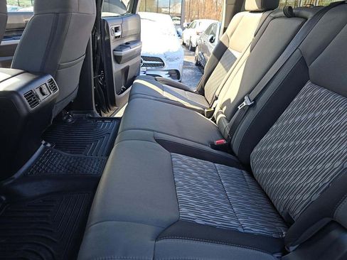 Used 2018 Toyota Tundra SR5 w/ TRD Sport Package image 5