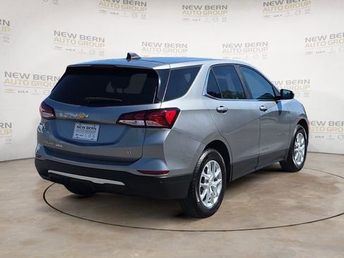 Used 2024 Chevrolet Equinox LT FWD image 5