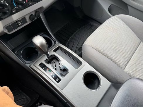 Used 2012 Toyota Tacoma 4x4 Double Cab w/ SR5 Pkg image 21