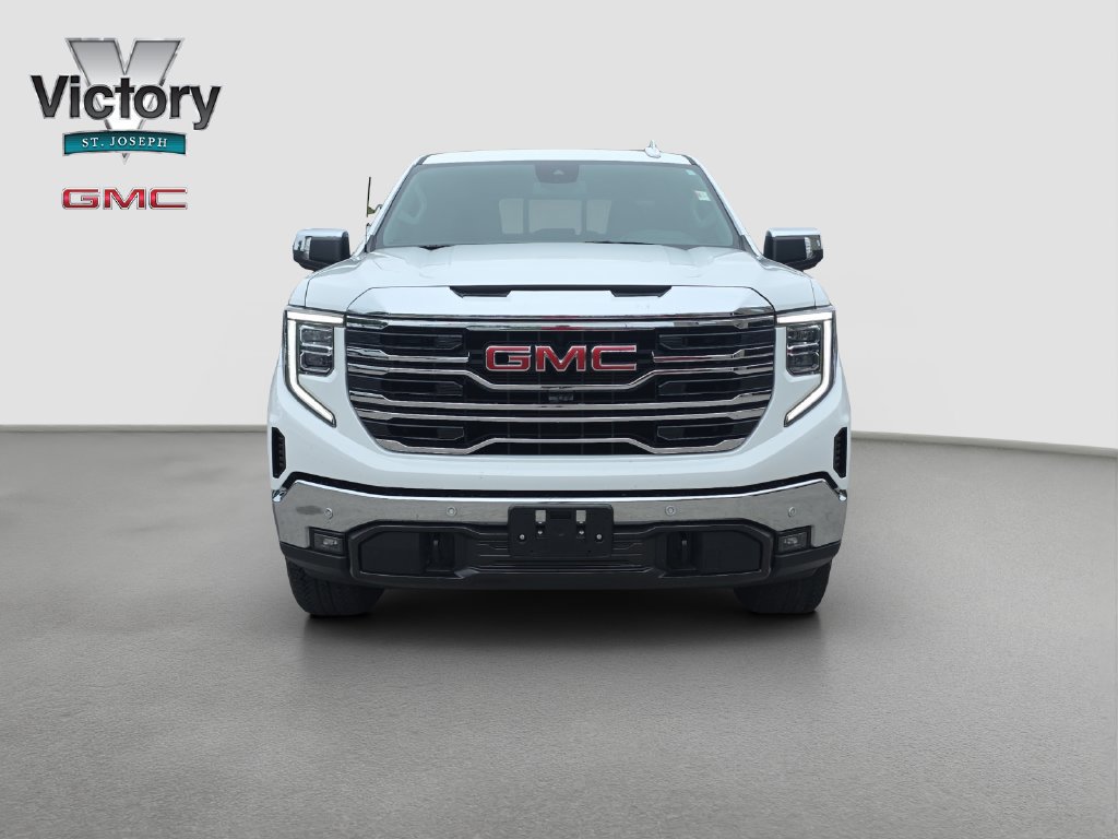 Used 2024 GMC Sierra 1500 SLT w/ SLT Premium Plus Package AWD/4WD image 2