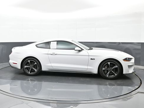 Used 2018 Ford Mustang GT image 9