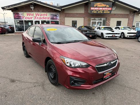 Used 2019 Subaru Impreza 2.0i image 2