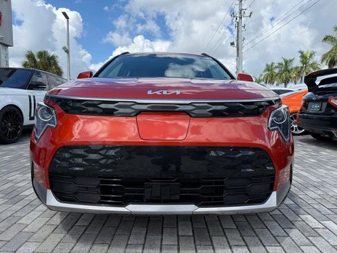 Used 2023 Kia Niro Wind FWD image 3