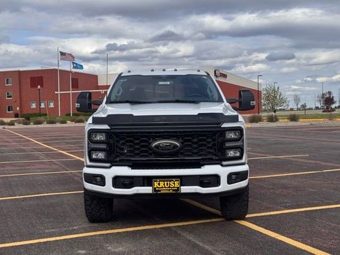Used 2025 Ford F350 Lariat w/ Lariat Ultimate Package AWD/4WD image 37