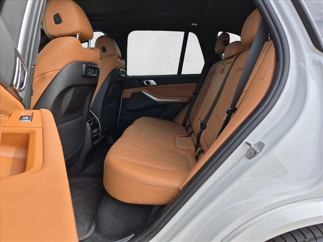 Used 2023 BMW X5 sDrive40i w/ M Sport Package RWD image 17