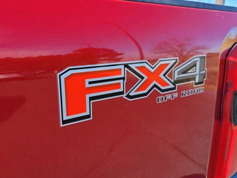 Used 2023 Ford F250 Lariat w/ Lariat Ultimate Package image 7