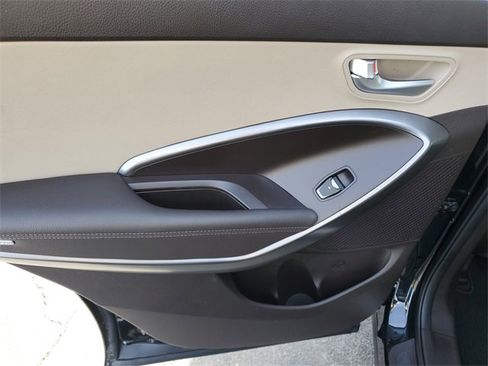 Used 2018 Hyundai Santa Fe Sport 2.0T image 16