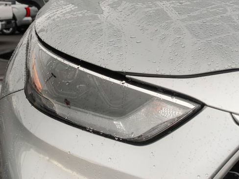 Certified 2023 Toyota Highlander XLE image 58