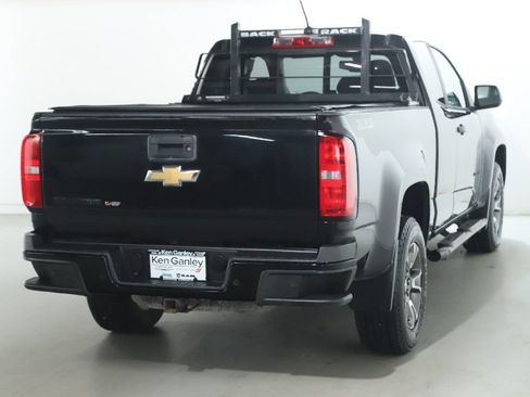 Used 2020 Chevrolet Colorado Z71 AWD/4WD image 46