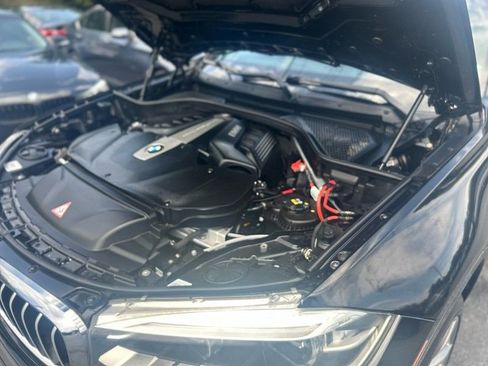 Used 2016 BMW X6 xDrive50i image 2