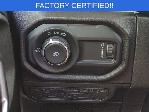 Certified 2025 Jeep Wrangler Sport AWD/4WD image 16