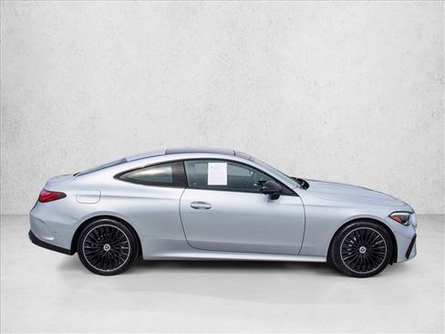 Used 2026 Mercedes-Benz CLE 300 4MATIC Coupe image 4