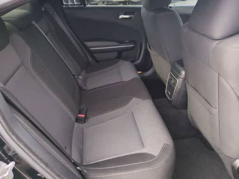 Used 2020 Dodge Charger SXT image 21